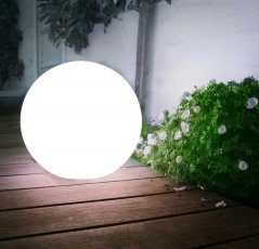 Solárna záhradná lampa s bielym LED svietením 20x20x53 cm